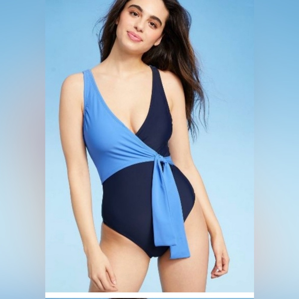 Kona Sol Blue Color Block Crisscross, Fully lined, one piece swimsuit - …